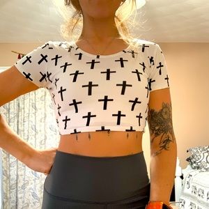 **SOLD** Forever21 cross crop top size small